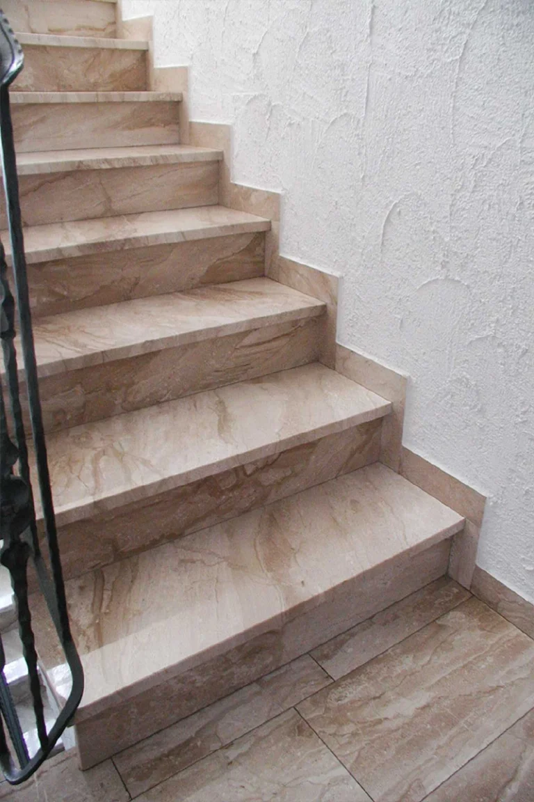 Treppen aus Naturstein