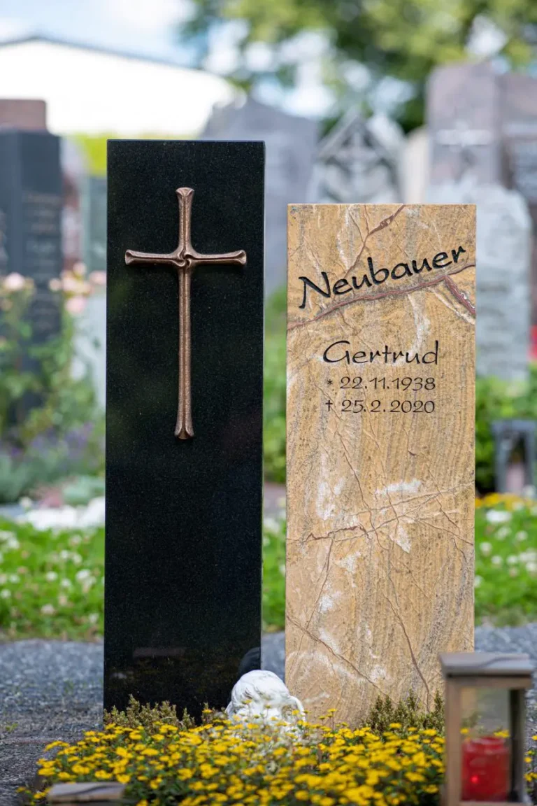 Individuelle Grabmale aus Naturstein